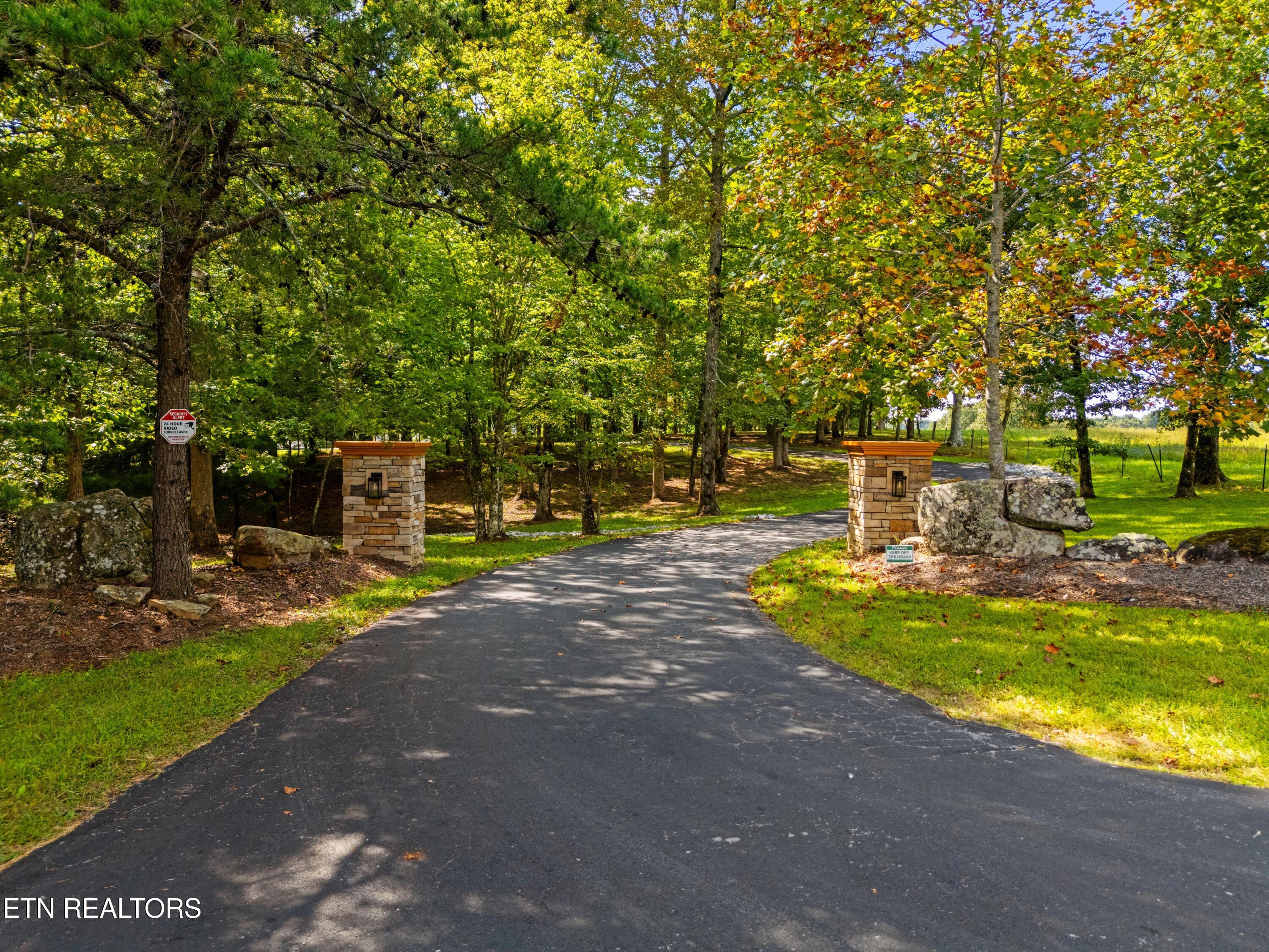 2366 Mayland Rd