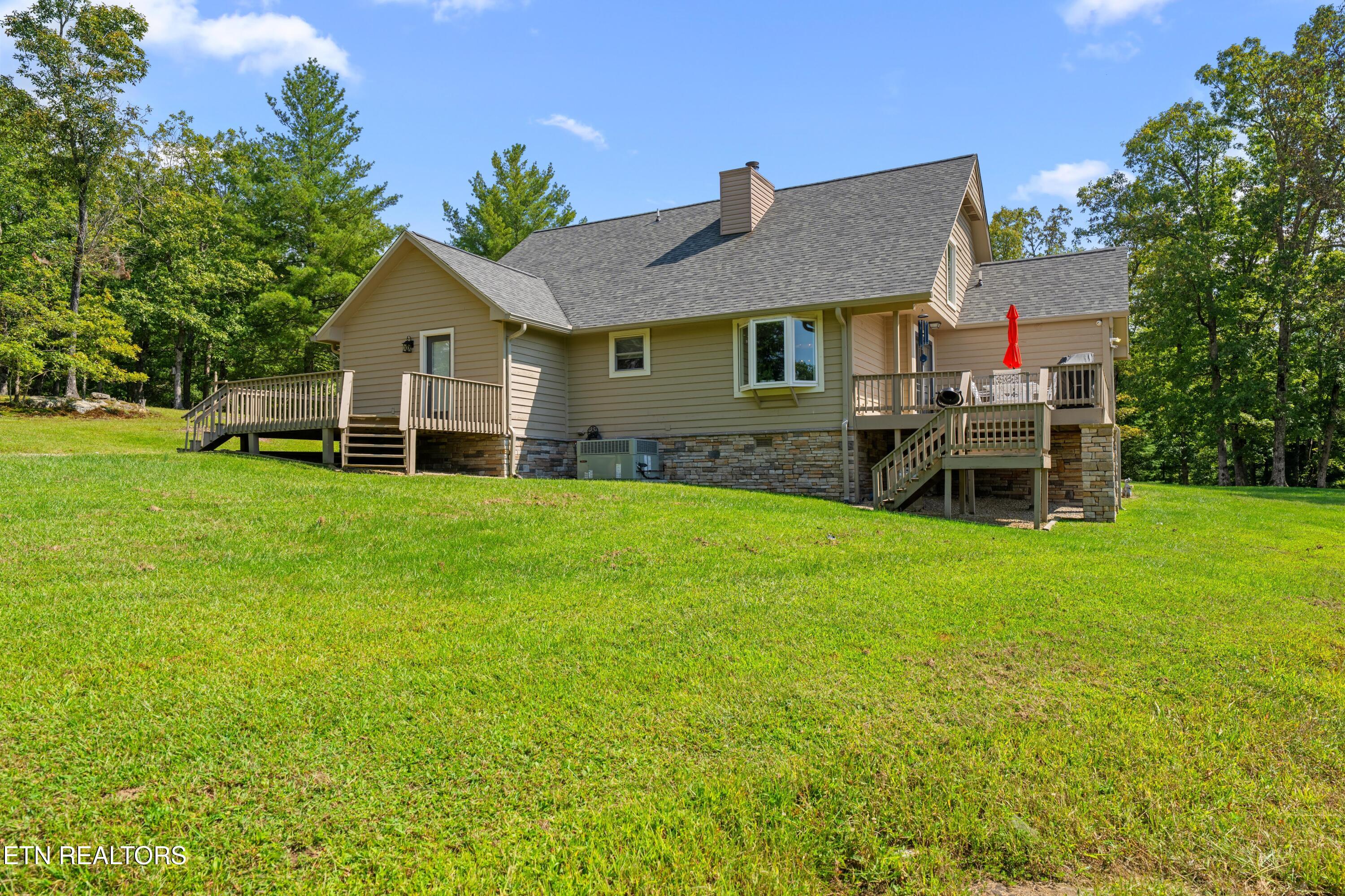 2366 Mayland Rd