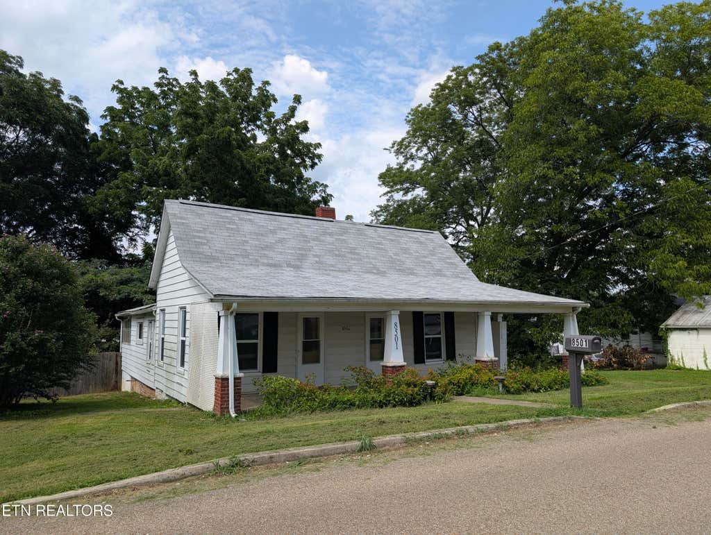 Photo of 8501 Garrison Drive, Knoxville, TN 37931 (MLS # 1349827)