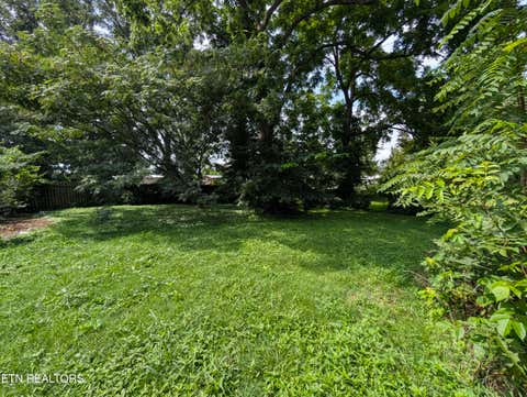 Tiny photo for 8501 Garrison Drive, Knoxville, TN 37931 (MLS # 1349827)
