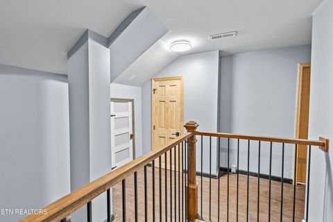 Tiny photo for 1018 NE Thompson Place, Knoxville, TN 37917 (MLS # 1299817)