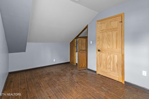 Tiny photo for 1018 NE Thompson Place, Knoxville, TN 37917 (MLS # 1299817)
