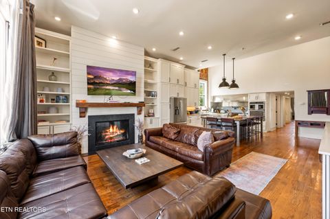 Tiny photo for 209 S Central St, Knoxville, TN 37902 (MLS # 1328704)