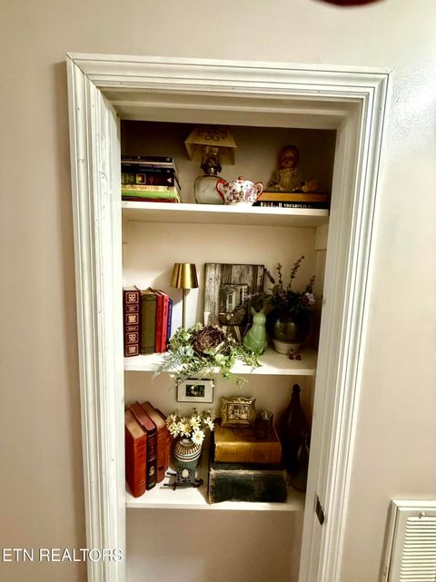 Tiny photo for 2019 Lawnville Rd, Kingston, TN 37763 (MLS # 1340607)