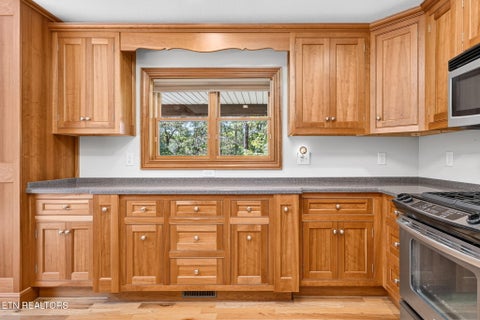 Tiny photo for 300 Laurel Way, Crawford, TN 38554 (MLS # 1355601)