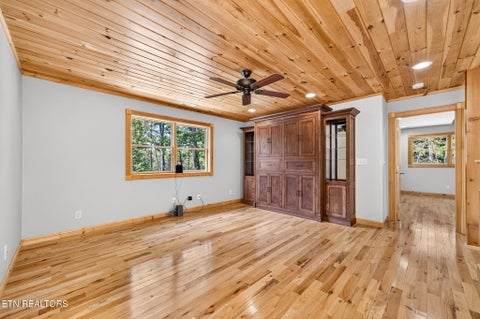 Tiny photo for 300 Laurel Way, Crawford, TN 38554 (MLS # 1355601)
