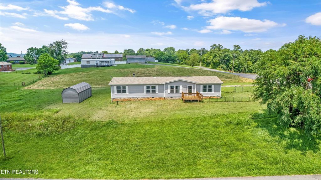 Photo of 231 Southside Circle, Newport, TN 37821 (MLS # 1306048)