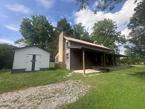 Photo of 1671 Taylor Place Rd, Jamestown, TN 38556 (MLS # 1346342)