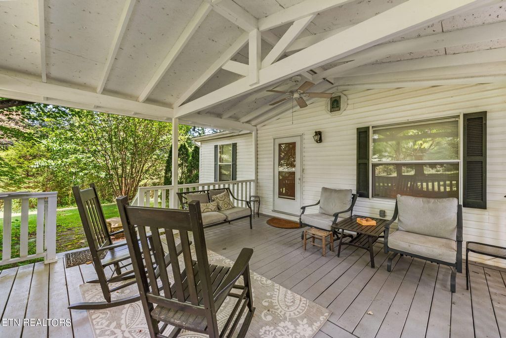 Photo of 7418 Old Tuckaleechee Rd, Townsend, TN 37882 (MLS # 1267631)