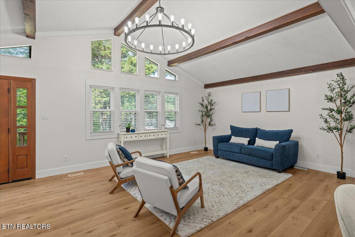 8528 Heiskell Rd