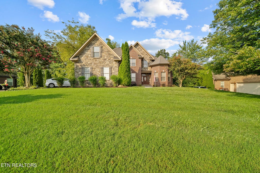 Photo of 2229 Mystic Ridge Rd, Knoxville, TN 37922 (MLS # 1271107)