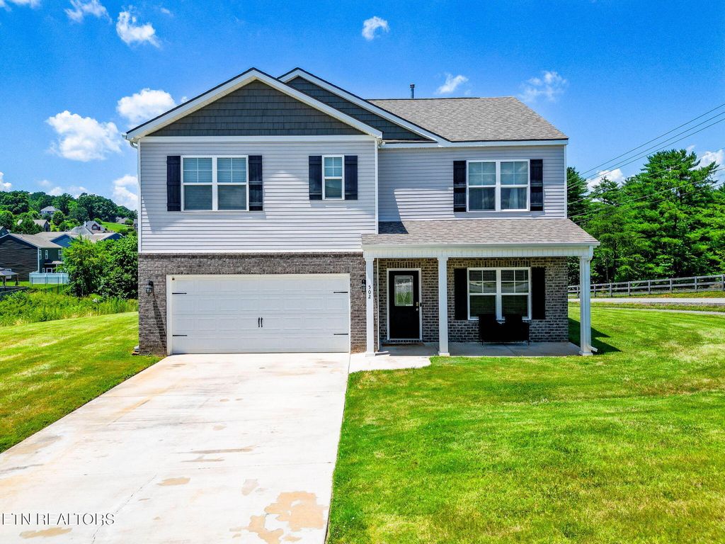Photo of 502 Smoky Valley Lane, Seymour, TN 37865 (MLS # 1306491)