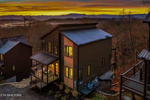 Tiny photo for 514 New Venture Way, Sevierville, TN 37876 (MLS # 1355045)