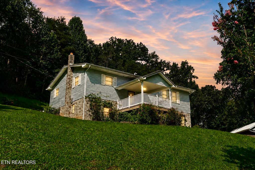 Photo of 8724 Spangler Rd, Knoxville, TN 37920 (MLS # 1352644)