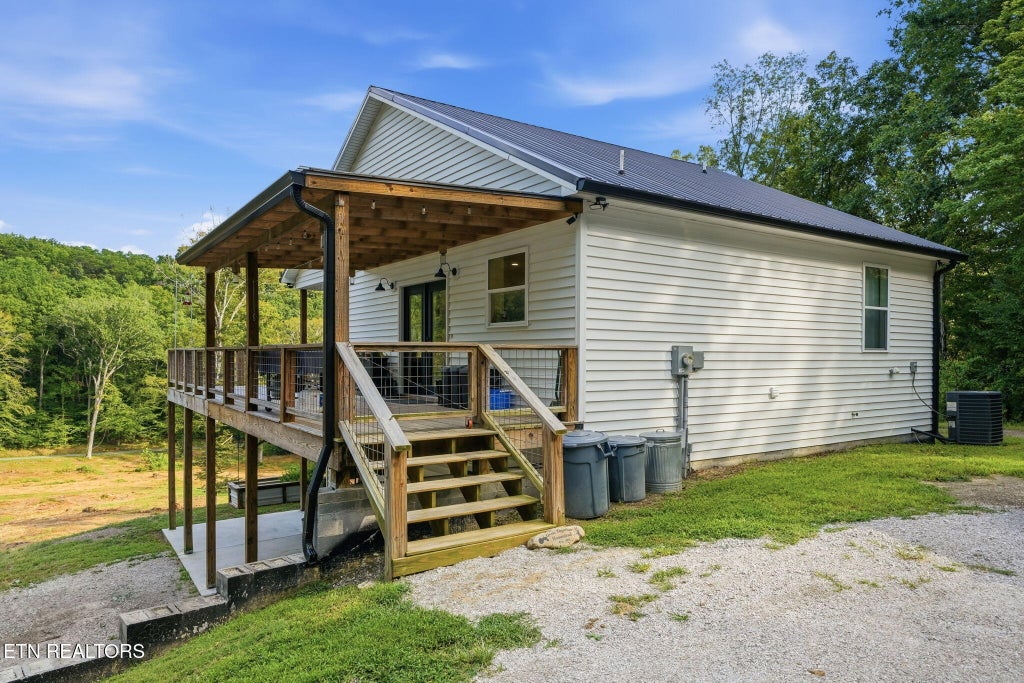 Photo of 824 Highland Springs Rd #lot 1, Blaine, TN 37709 (MLS # 1353102)