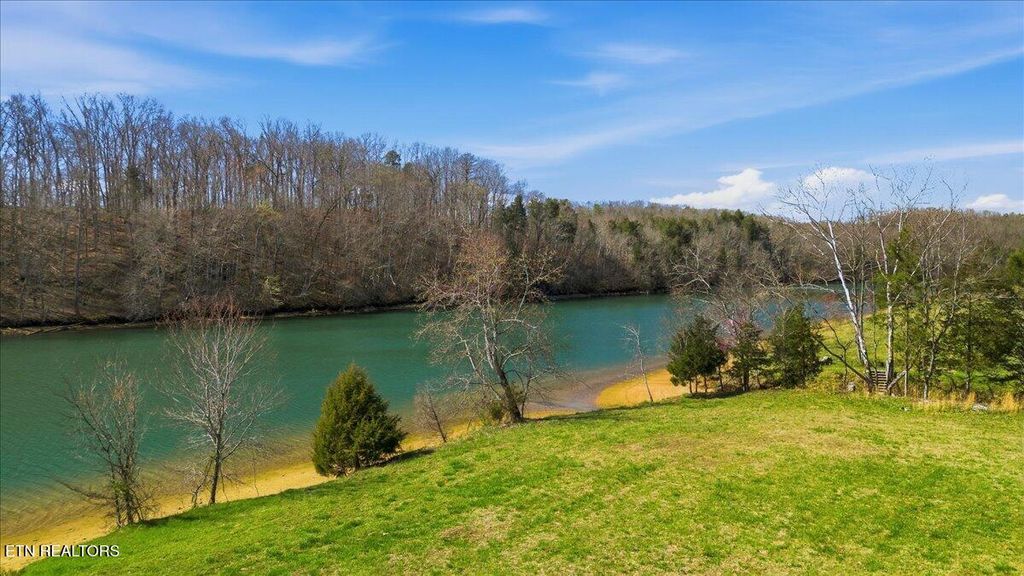Photo of 281 Blackburn Lane, Lenoir City, TN 37771 (MLS # 1333685)