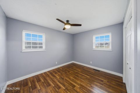 Tiny photo for 3477 Old Kentucky Rd, Morristown, TN 37814 (MLS # 1332325)