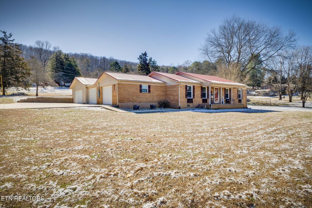 Photo of 120 Rench Rd, Kingston, TN 37763 (MLS # 1290834)