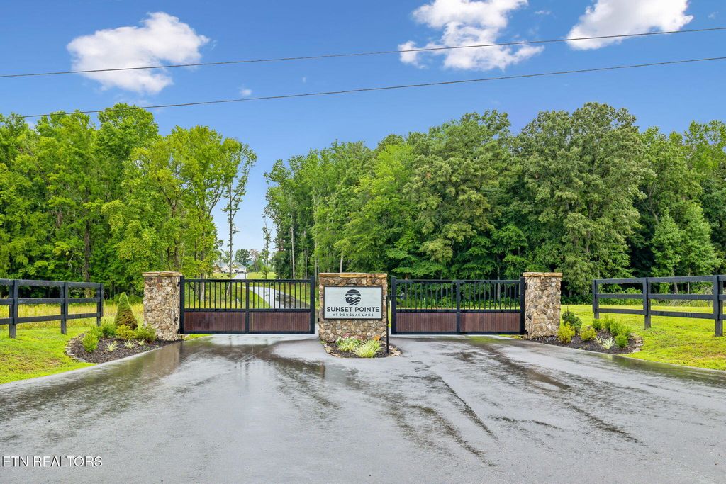 Photo of Lot 27 Sunset Blvd, White Pine, TN 37890 (MLS # 1299944)