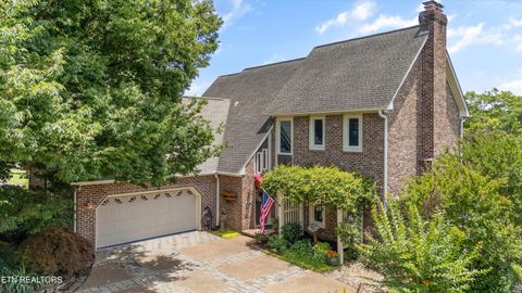 Photo of 424 Boxwood Sq, Knoxville, TN 37919 (MLS # 1306288)