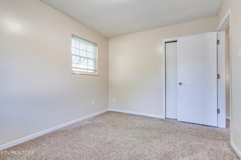 Tiny photo for 105 Tracy Lane, Oak Ridge, TN 37830 (MLS # 1355531)