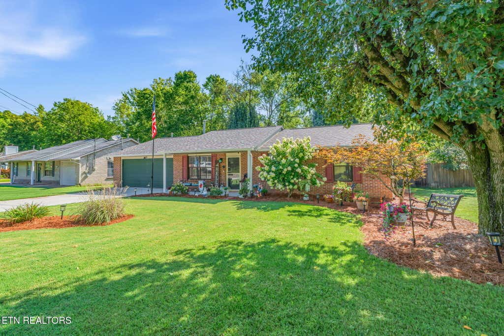 Photo of 5427 Malachi Circle, Knoxville, TN 37918 (MLS # 1350853)