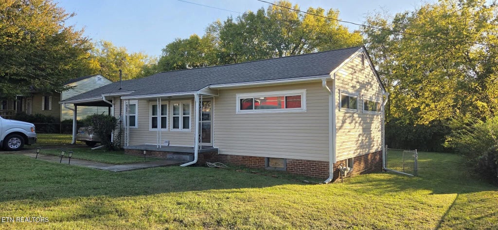 Photo of 543 Fletcher St, Maryville, TN 37804 (MLS # 1358072)