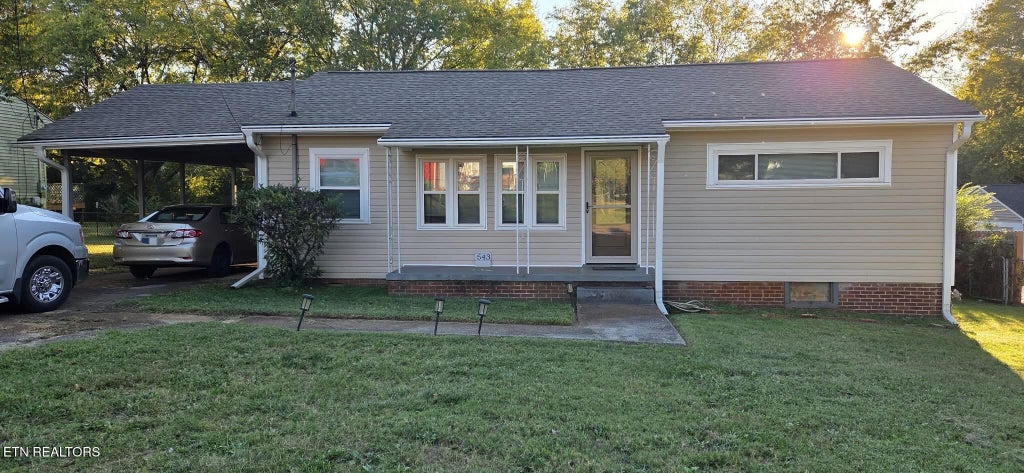 Photo of 543 Fletcher St, Maryville, TN 37804 (MLS # 1358072)