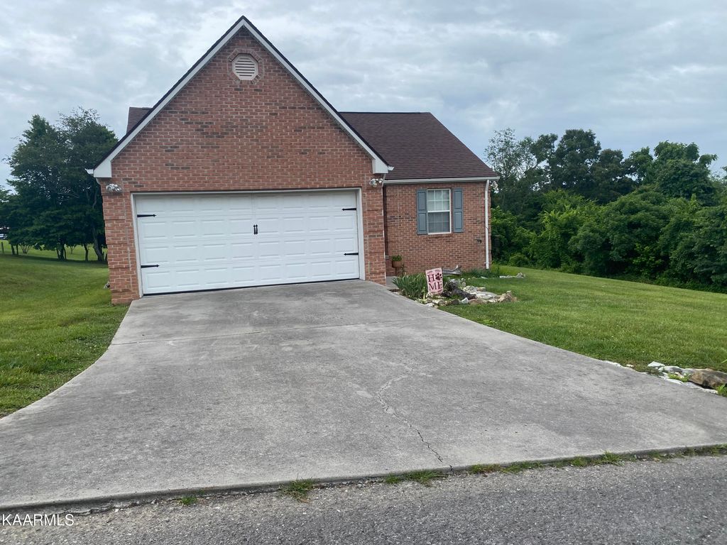 Photo of 184 Tasha Lane, Tazewell, TN 37879 (MLS # 1231148)