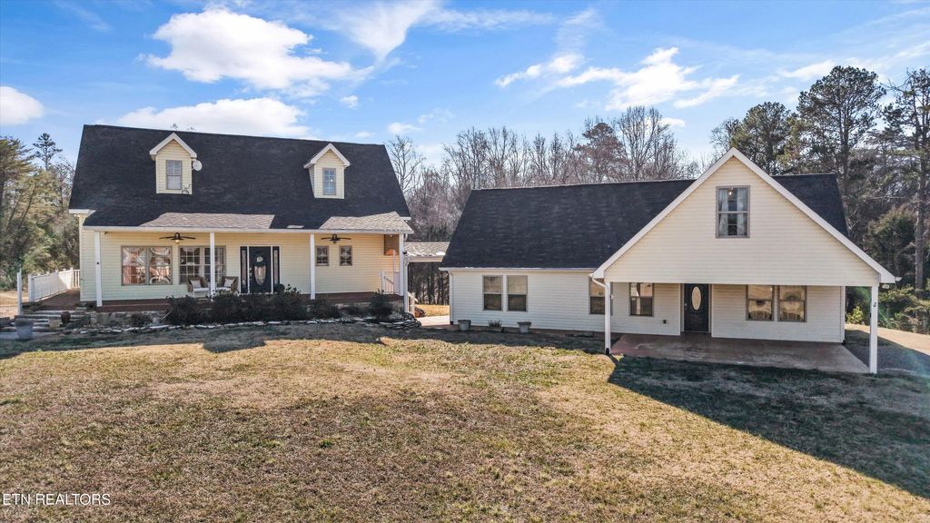 Photo of 171 Wrenwood Way, Greenback, TN 37742 (MLS # 1327997)