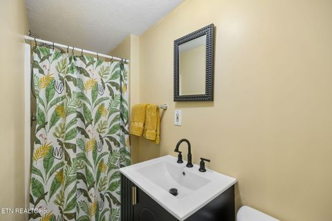 Tiny photo for 1423 Hopewell Rd, Knoxville, TN 37920 (MLS # 1339037)