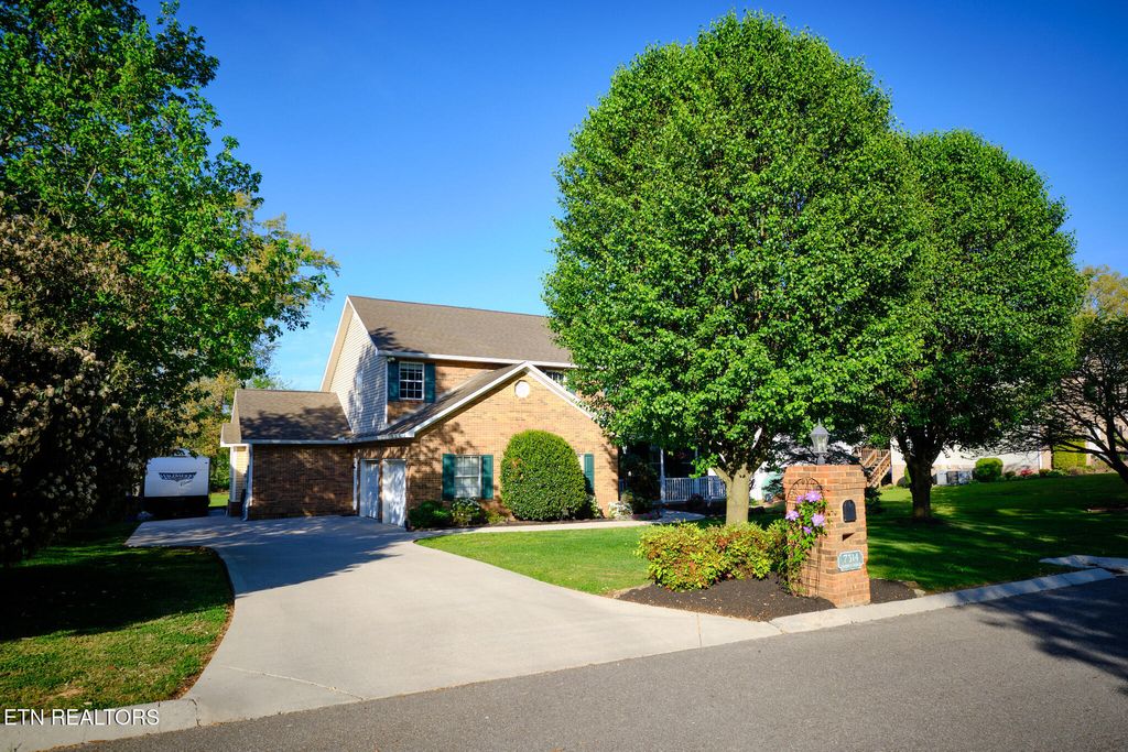 Photo of 7314 Crown Rd, Knoxville, TN 37918 (MLS # 1337204)