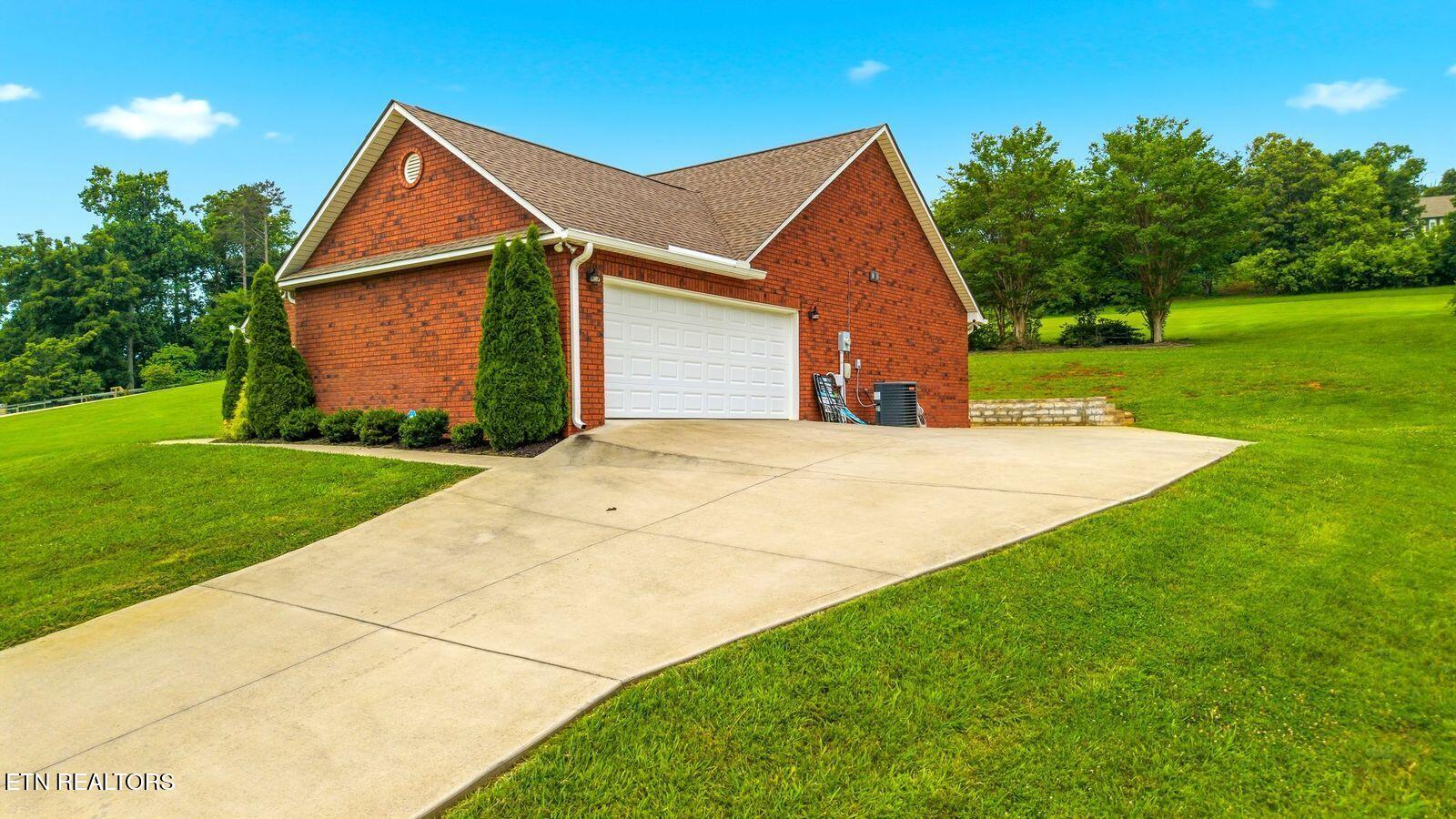 852 Isabell Drive - Photo 4