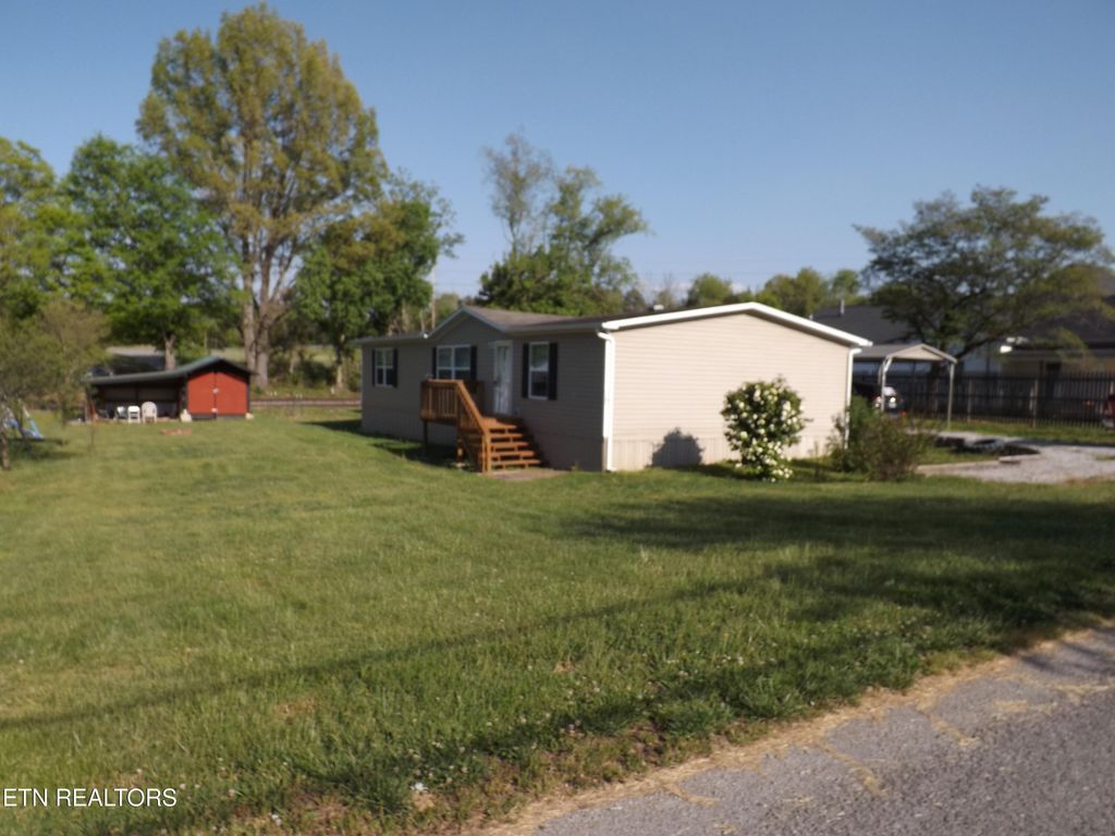 Photo of 178 Claiborne Ave, Cumberland Gap, TN 37724 (MLS # 1338038)