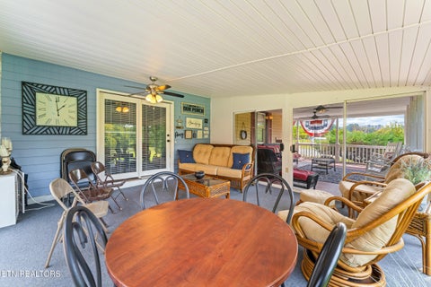 Tiny photo for 527 River Place Way, Unit 334 WAY, Sevierville, TN 37862 (MLS # 1360079)