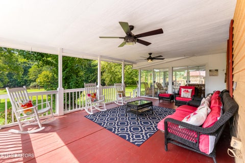 Tiny photo for 527 River Place Way, Unit 334 WAY, Sevierville, TN 37862 (MLS # 1360079)