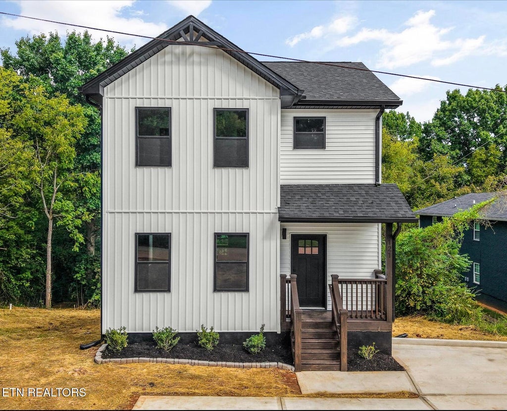 Photo of 121 Ingersoll Ave, Knoxville, TN 37920 (MLS # 1354881)