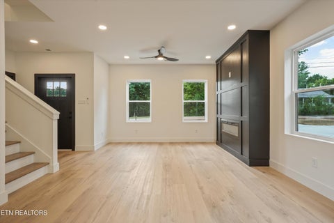 Tiny photo for 121 Ingersoll Ave, Knoxville, TN 37920 (MLS # 1354881)