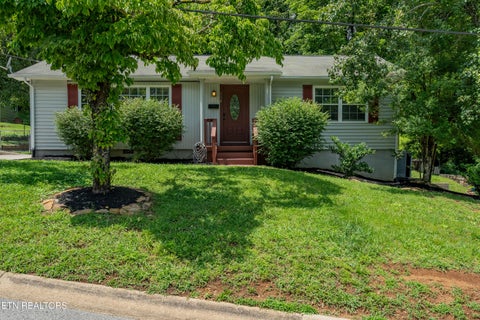 Photo of 116 Amherst Lane, Oak Ridge, TN 37830 (MLS # 1346890)