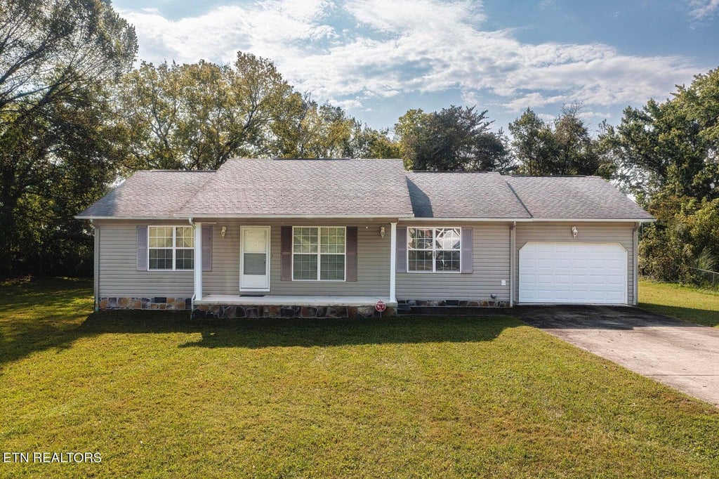 Photo of 201 Broyles Rd, Spring City, TN 37381 (MLS # 1259905)