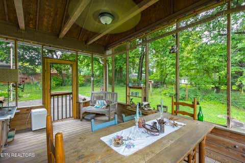 Tiny photo for 679 N Wright Rd, Alcoa, TN 37701 (MLS # 1350140)