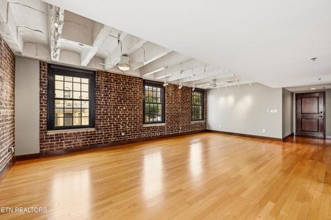 Tiny photo for 535 Locust St #301, Knoxville, TN 37902 (MLS # 1342622)