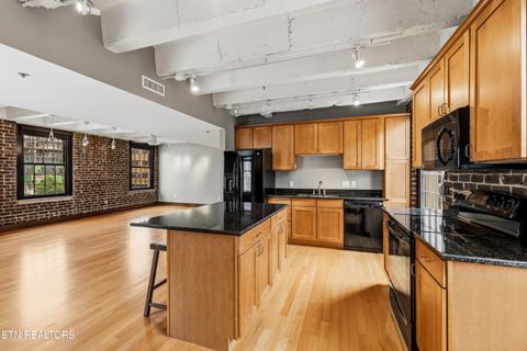 Tiny photo for 535 Locust St #301, Knoxville, TN 37902 (MLS # 1342622)