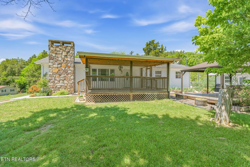 Photo of 1732 Ed Huff Circle, Sevierville, TN 37876 (MLS # 1340359)