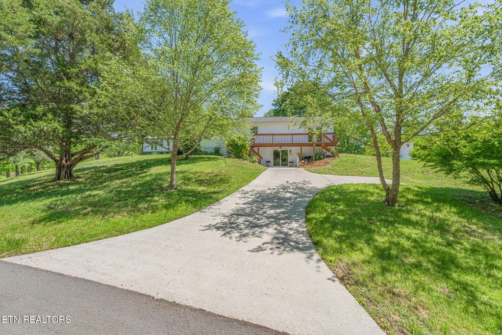 Photo of 1732 Ed Huff Circle, Sevierville, TN 37876 (MLS # 1340359)