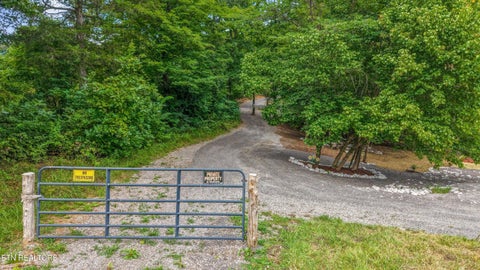 Photo of 233 Highway 370, Luttrell, TN 37779 (MLS # 1349910)