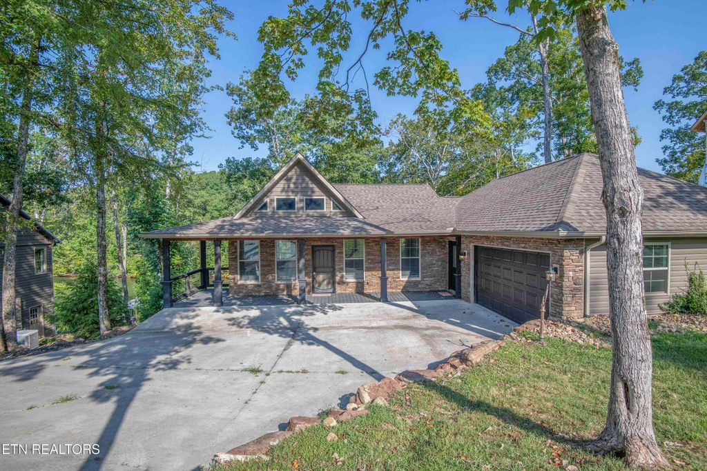 Photo of 414 Waterfront Way, Ten Mile, TN 37880 (MLS # 1310542)