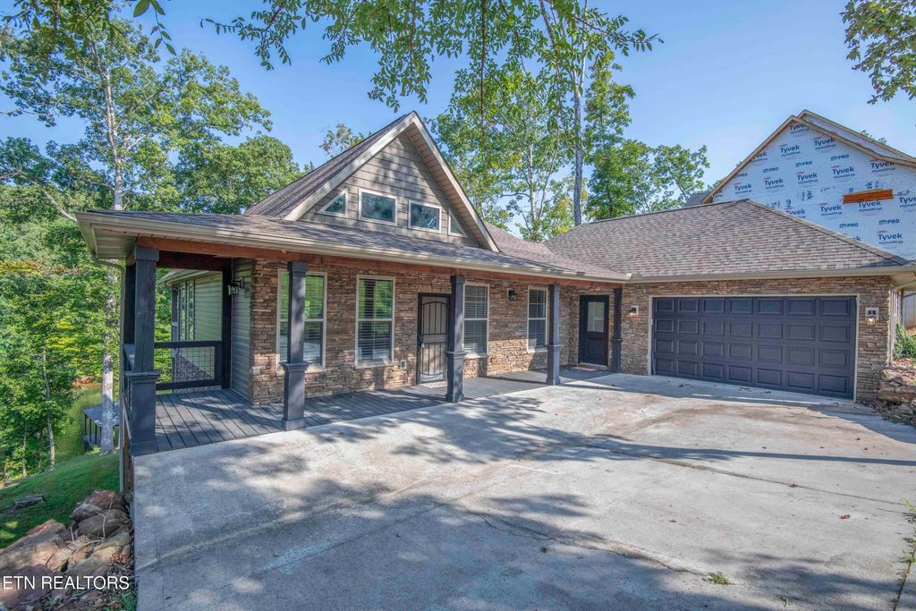 Photo of 414 Waterfront Way, Ten Mile, TN 37880 (MLS # 1310542)