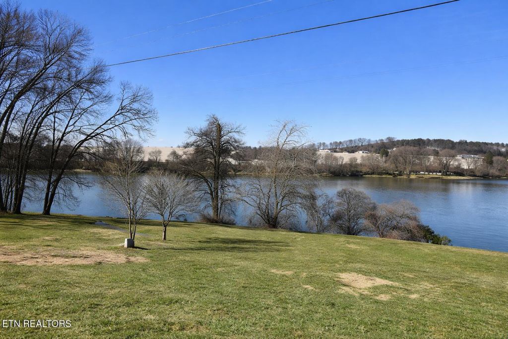 Photo of 1921 E Governor John Sevier Hwy, Knoxville, TN 37920 (MLS # 1328345)