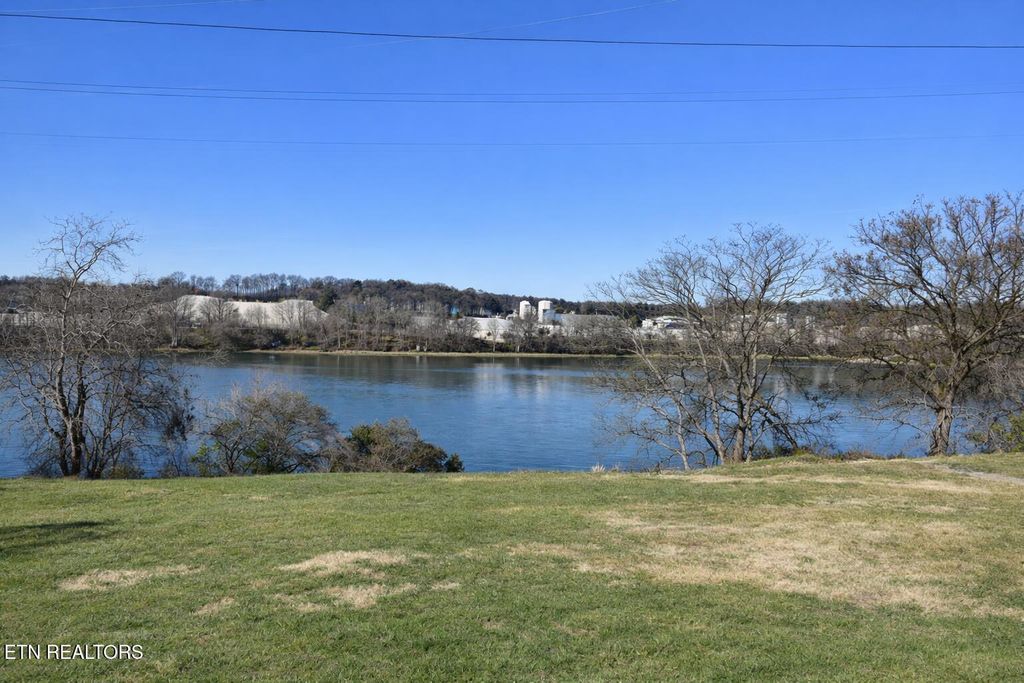 Photo of 1921 E Governor John Sevier Hwy, Knoxville, TN 37920 (MLS # 1328345)